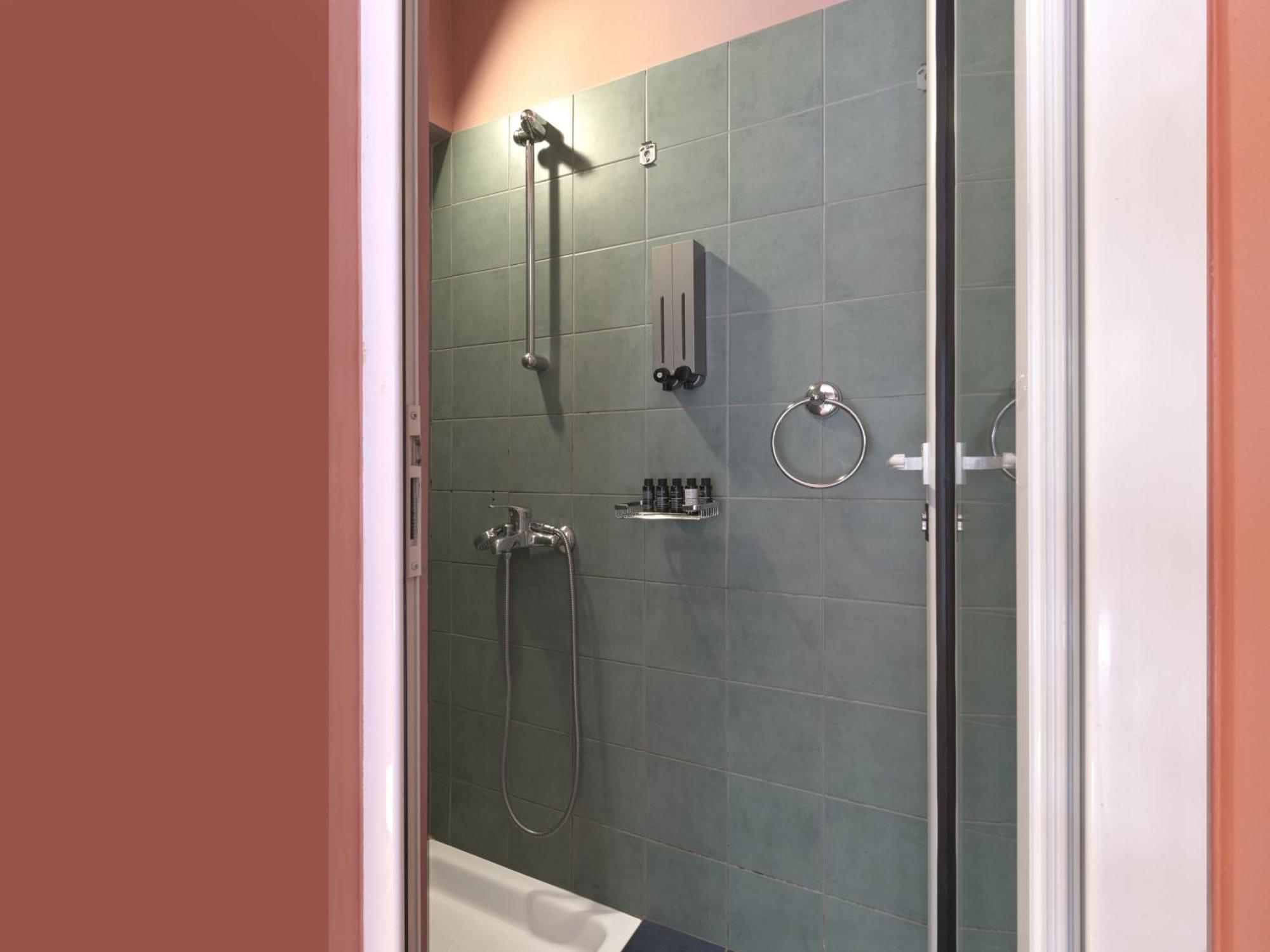 Koukaki Garden Escape Child Friendly Apartment Атина Екстериор снимка